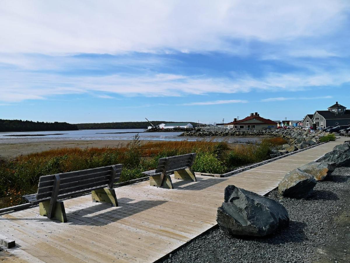 The Inn At Fisherman'S Cove Eastern Passage Exterior photo