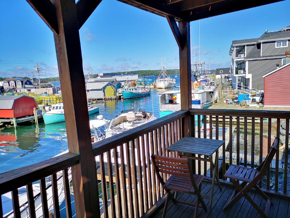 The Inn At Fisherman'S Cove Eastern Passage Exterior photo